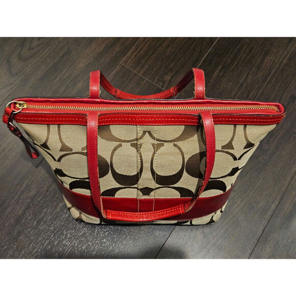 Coach Purse: Beige Signature Canvas + Red Patent Leather, Authentic Zipped Tote - Picture 4 of 13
